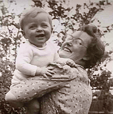 Me and mum .1946